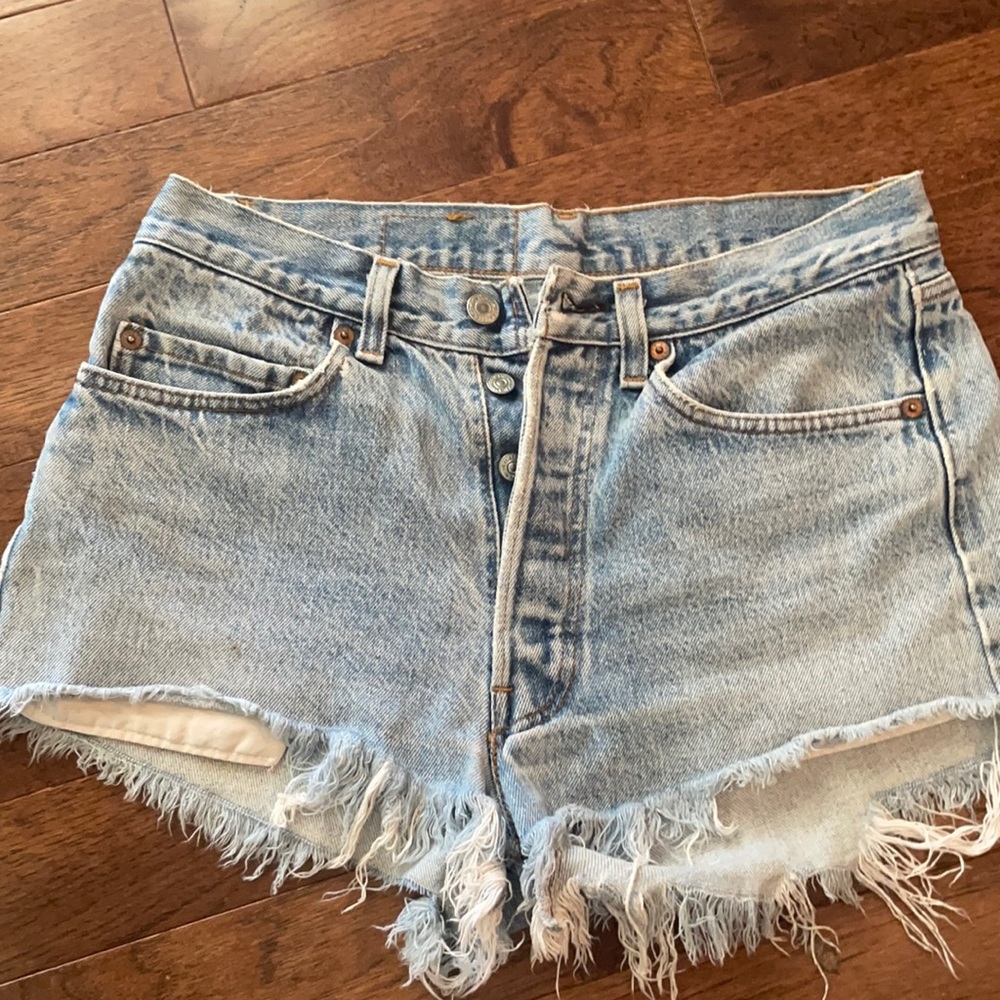 Levi’s cut off shorts